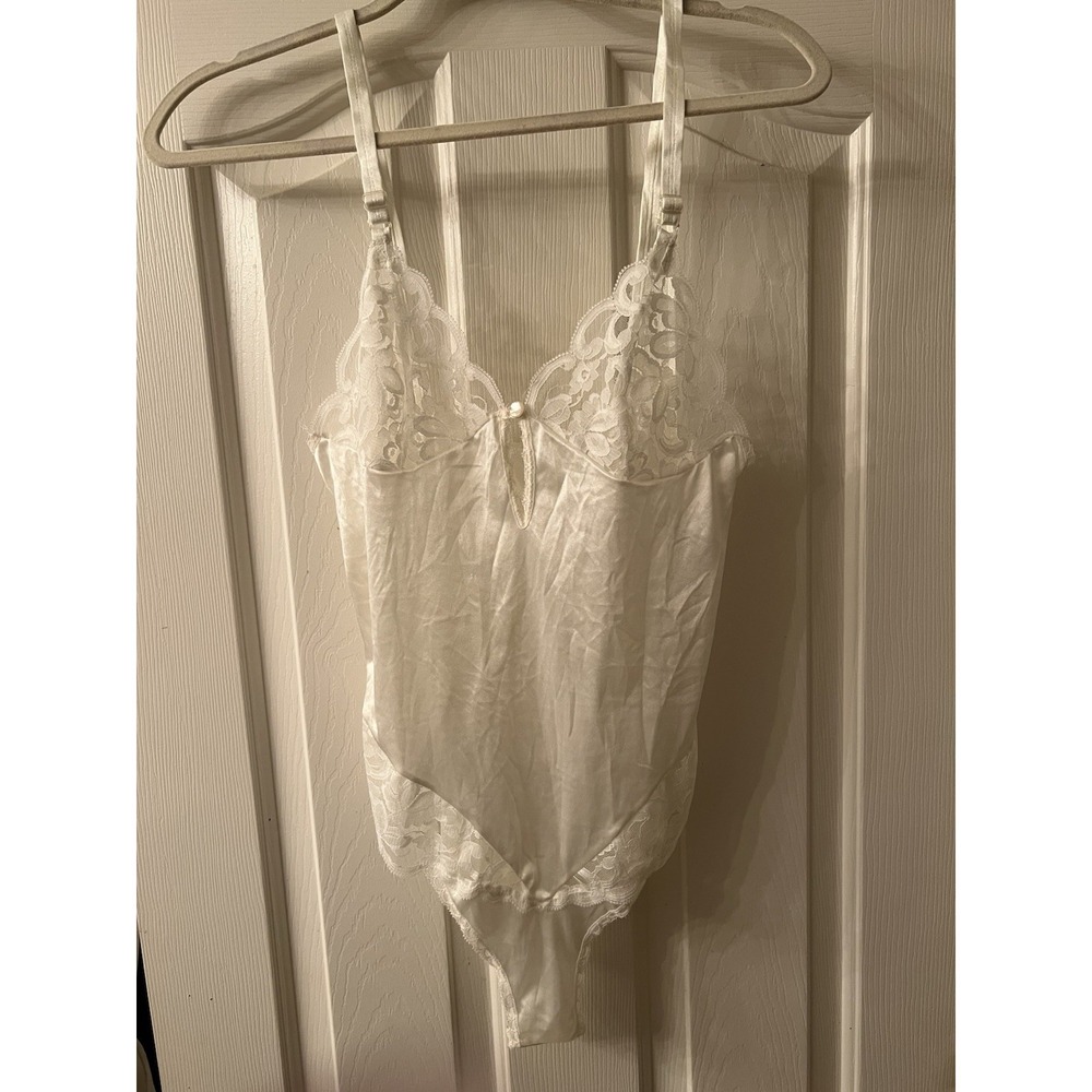 Vintage Fifth Avenue White Satin Lace Teddy Bodysuit ILGWU Made in USA Size 34